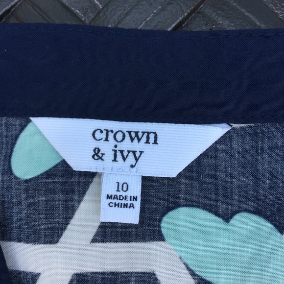 ♥️Gorgeous Like New Crown & Ivy Dress - Picture 6 of 8